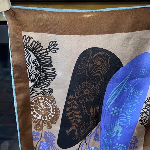 Oblong Sally Gee Silk Scarf Vintage - Picture 2 of 14